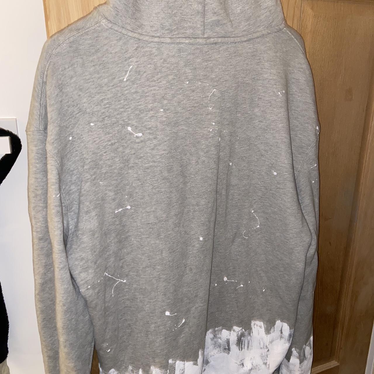 NVLTY PAINT SPLATTERS HOODIE GREY SIZE LARGE USED... - Depop