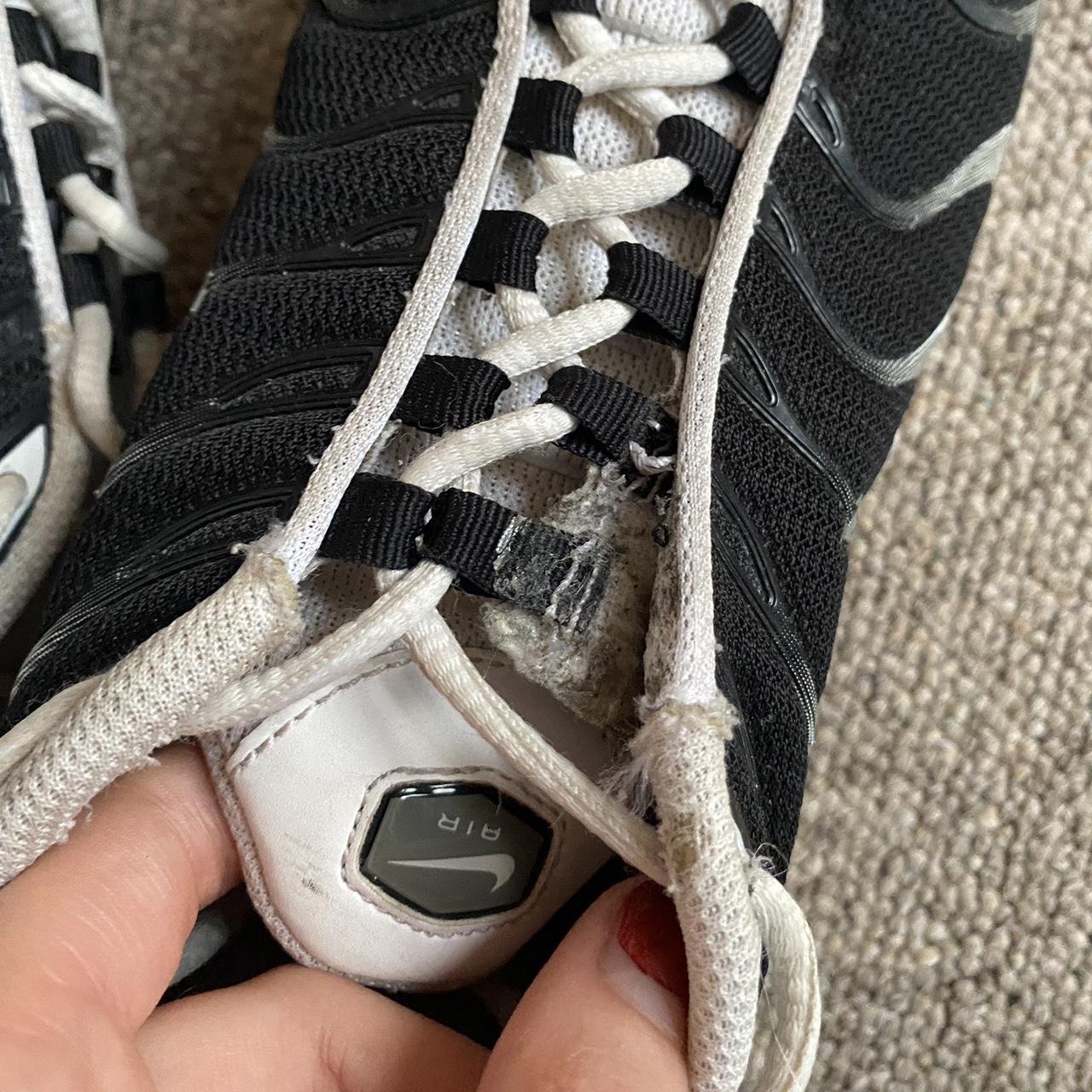 nike air tn black and white