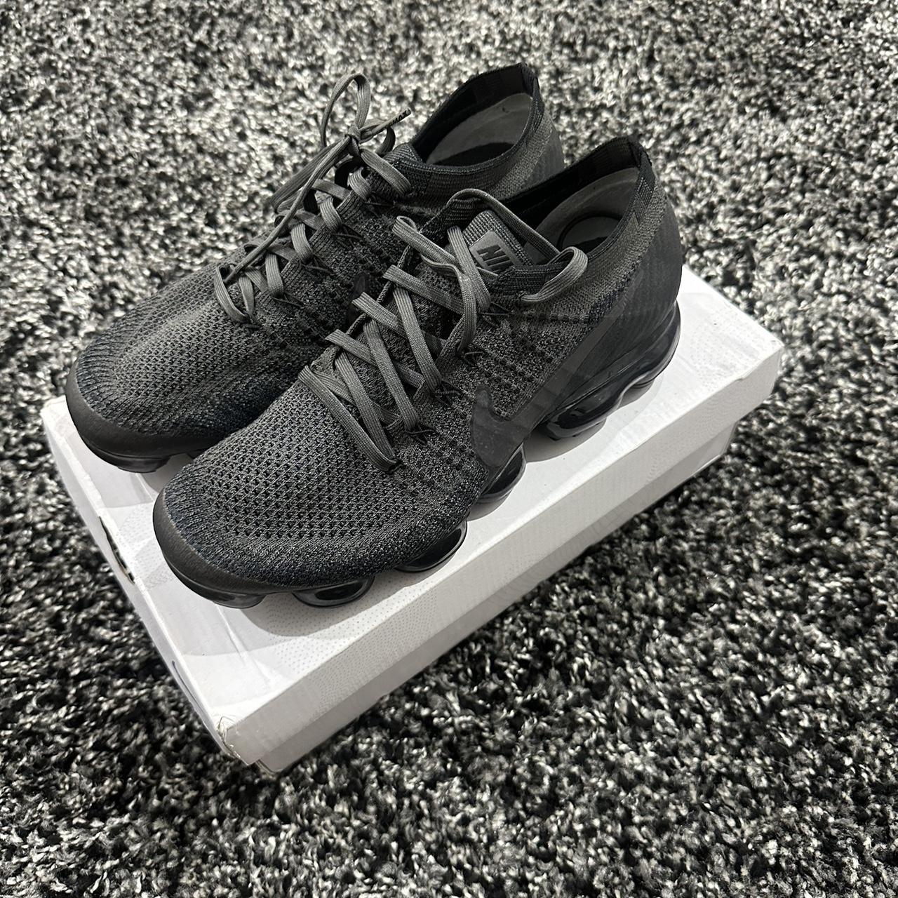 vapormax flyknit near me