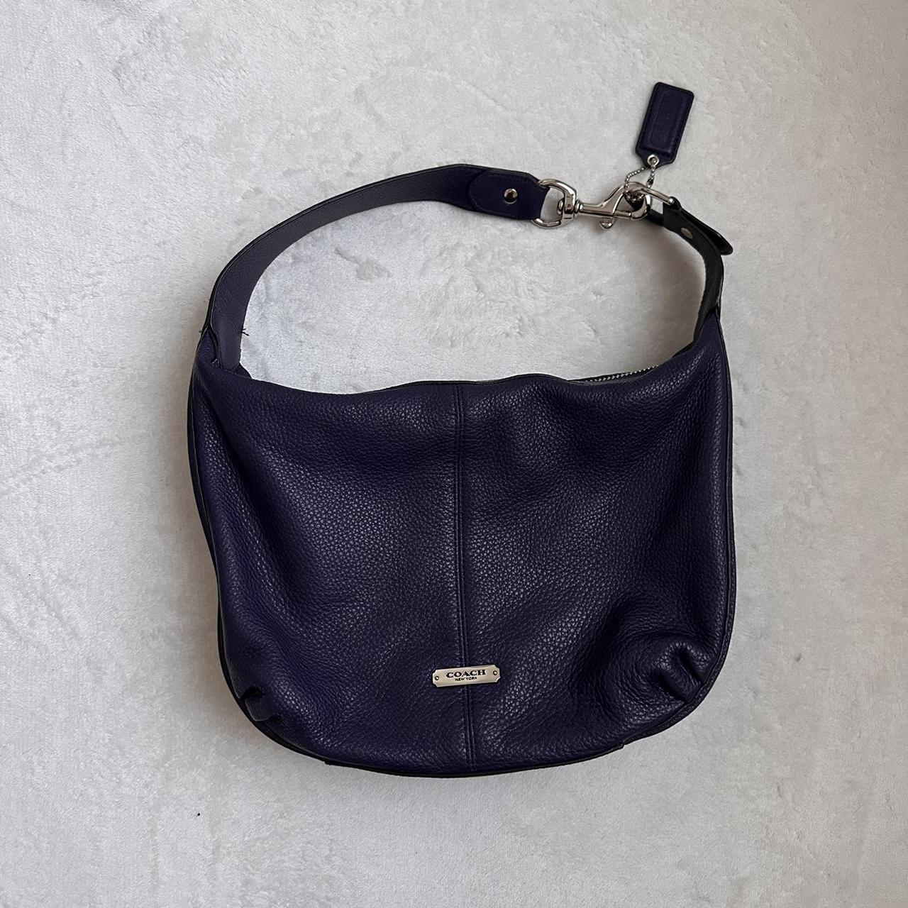 Coach avery leather hobo shoulder clearance bag