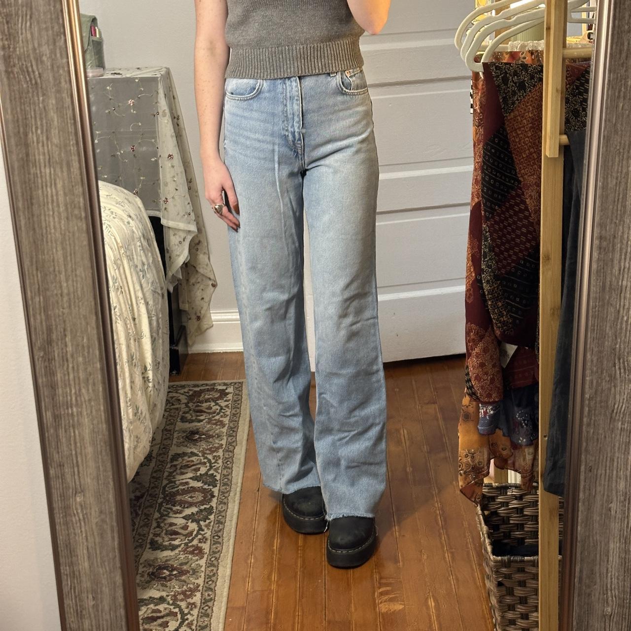 Zara Light Wash 90s Full Length Split Hem Jeans