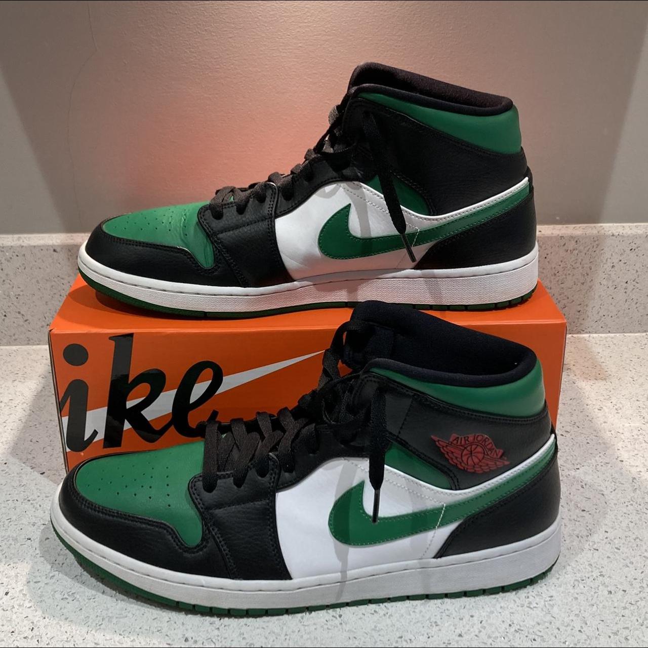 jordan 1 green white toe