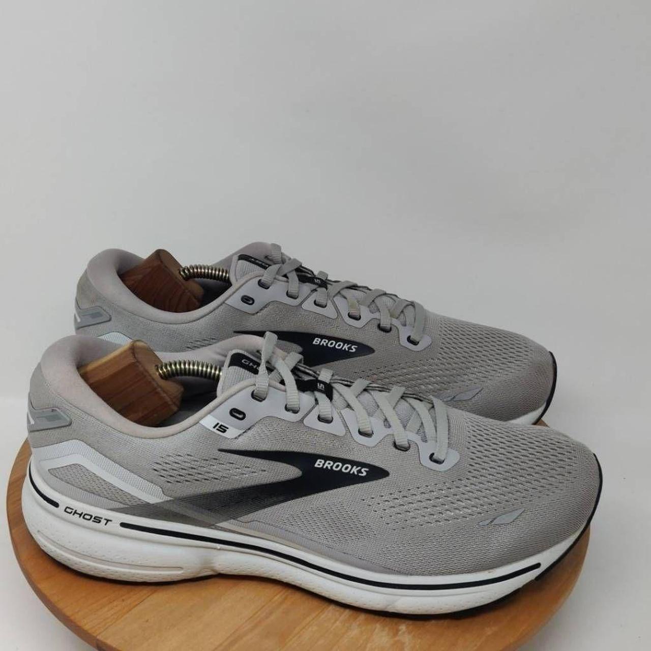 Size 15 athletic on sale shoes