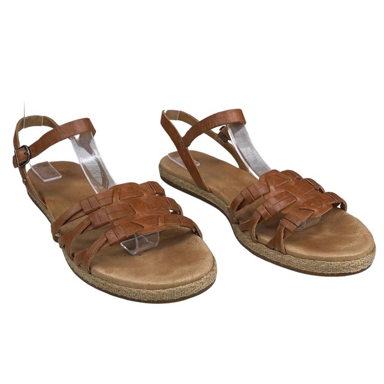 Ugg hot sale larisa sandal