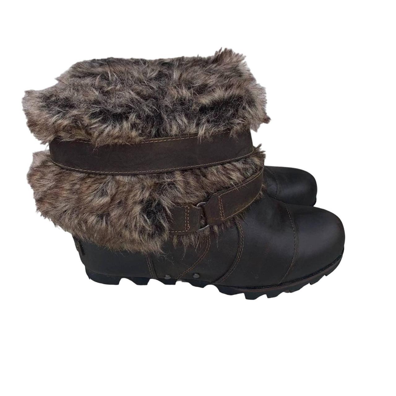 Sorel wedge clearance boots with fur