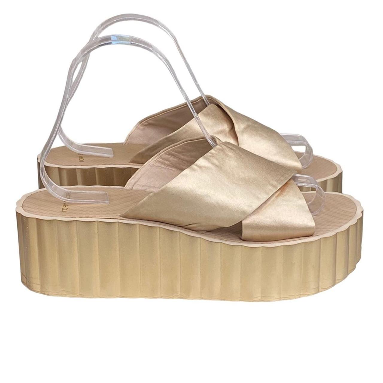 Scalloped tory 2024 burch sandals