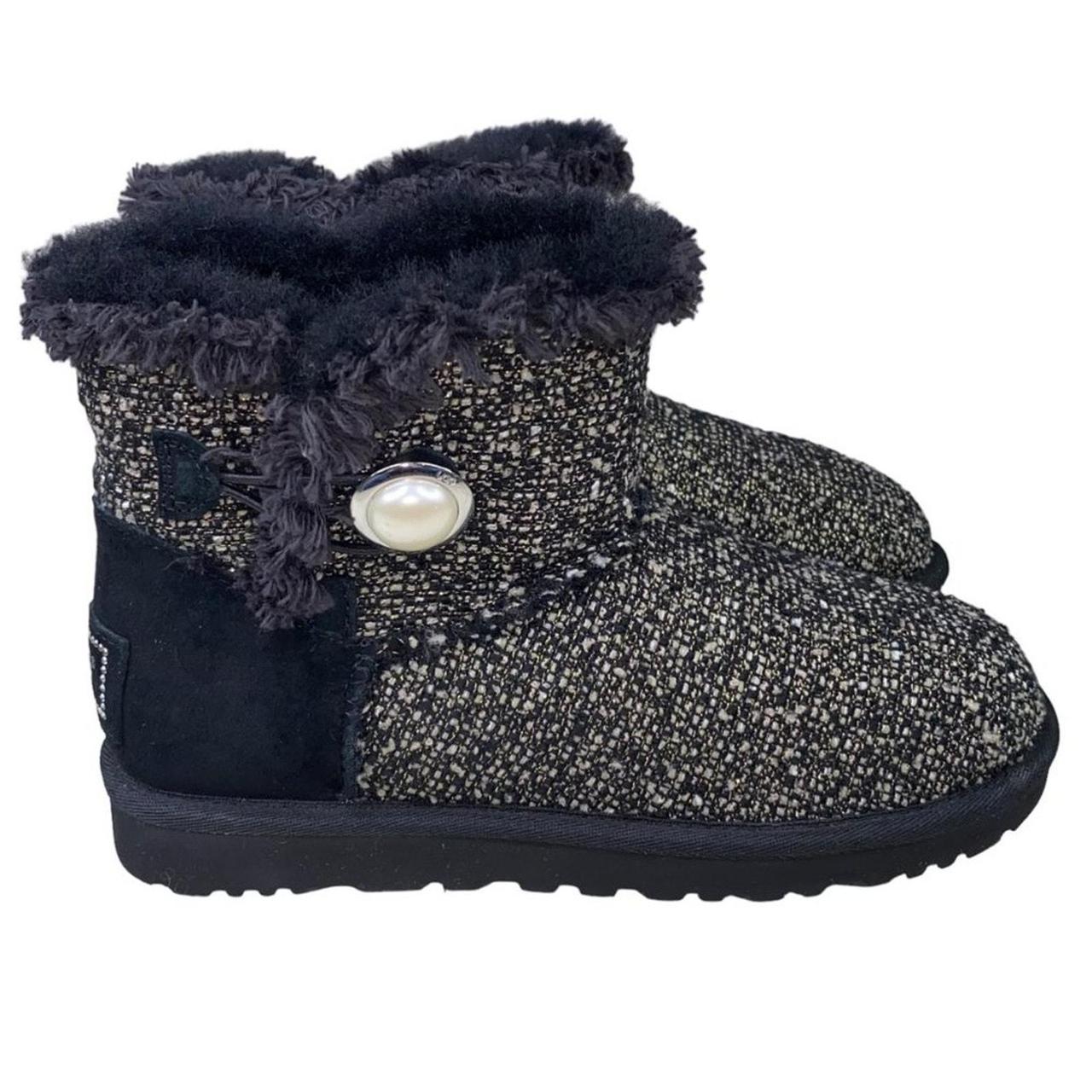 UGG Womens Black Australia Bailey Button Faux Fur Pull On Winter Boots Size on sale US 6