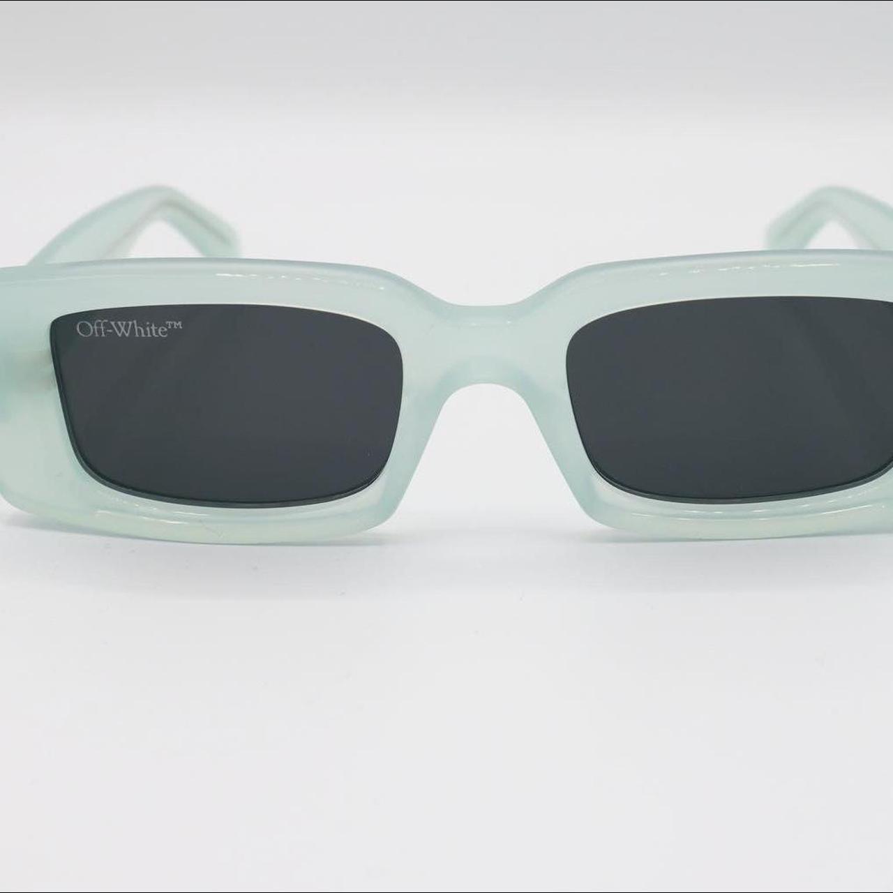 Off-White Women's Sunglasses (3)