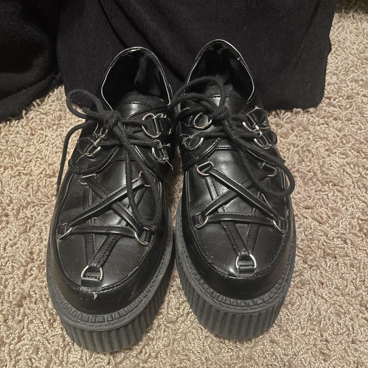 killstar hexellent creepers in size womens 6 signs... Depop