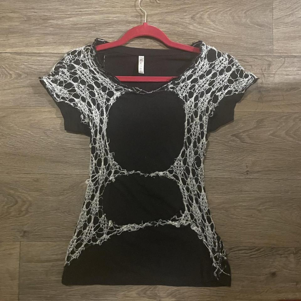 alice auaa | New & Secondhand Fashion | Depop
