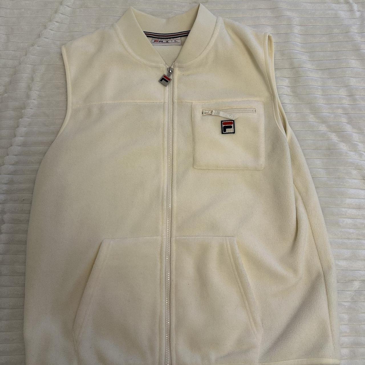 Fila Vest Large Never Worn - Depop