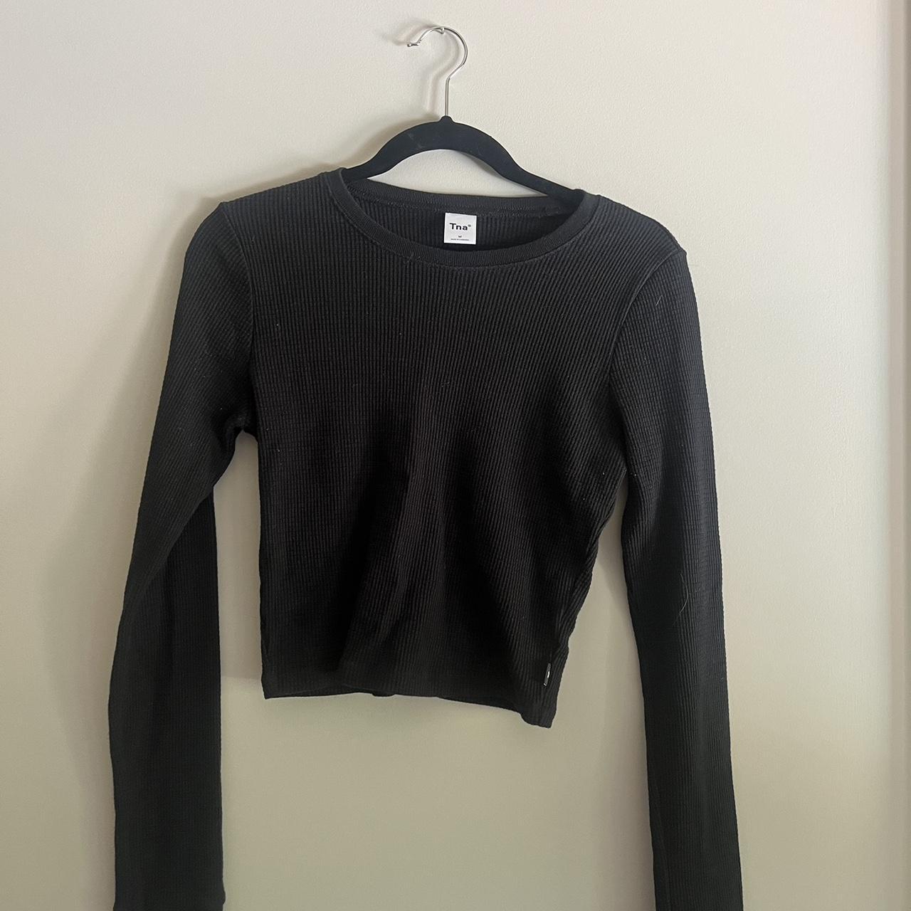 Aritzia TNA cropped waffle knit tee Size Medium Depop