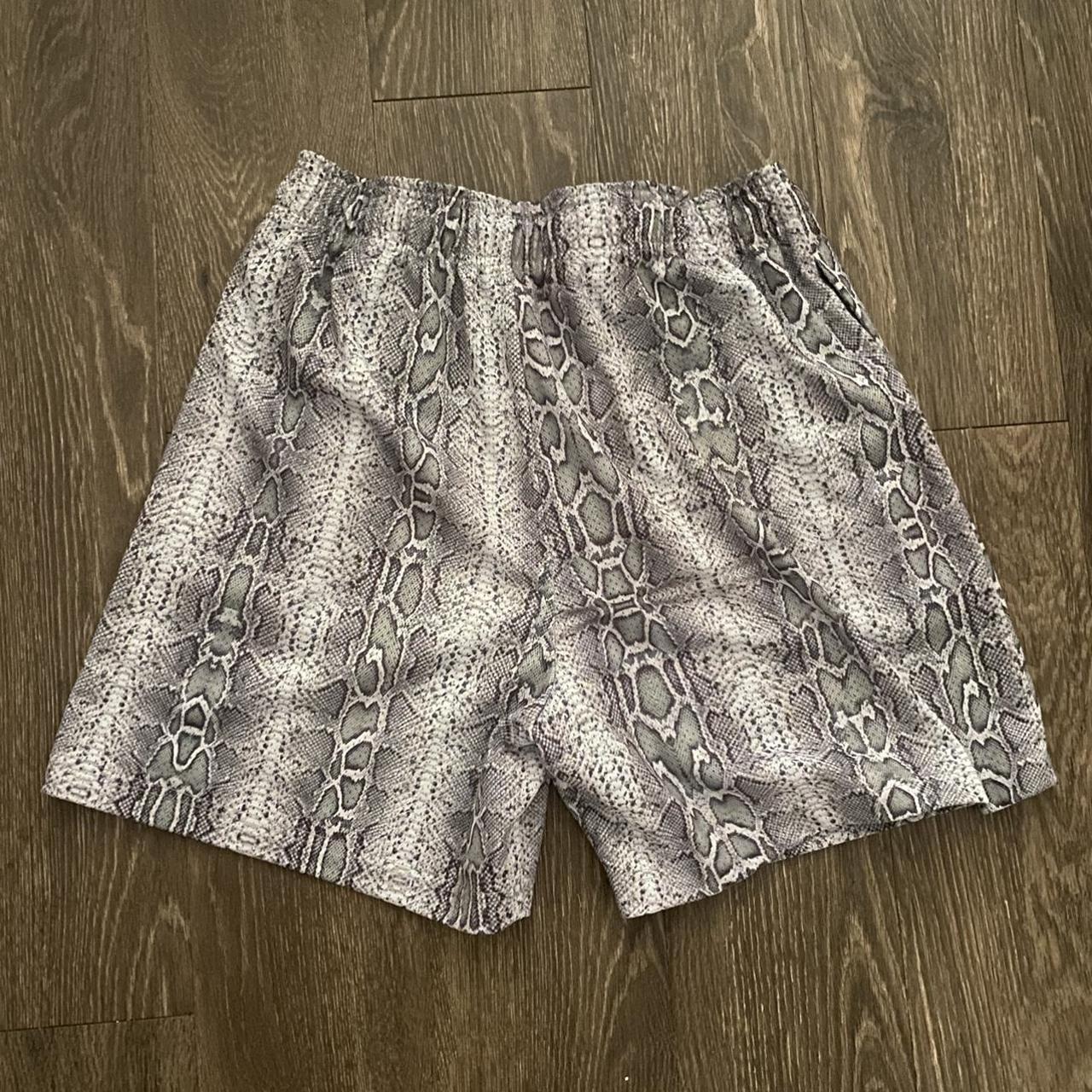 Grey hot sale snakeskin shorts