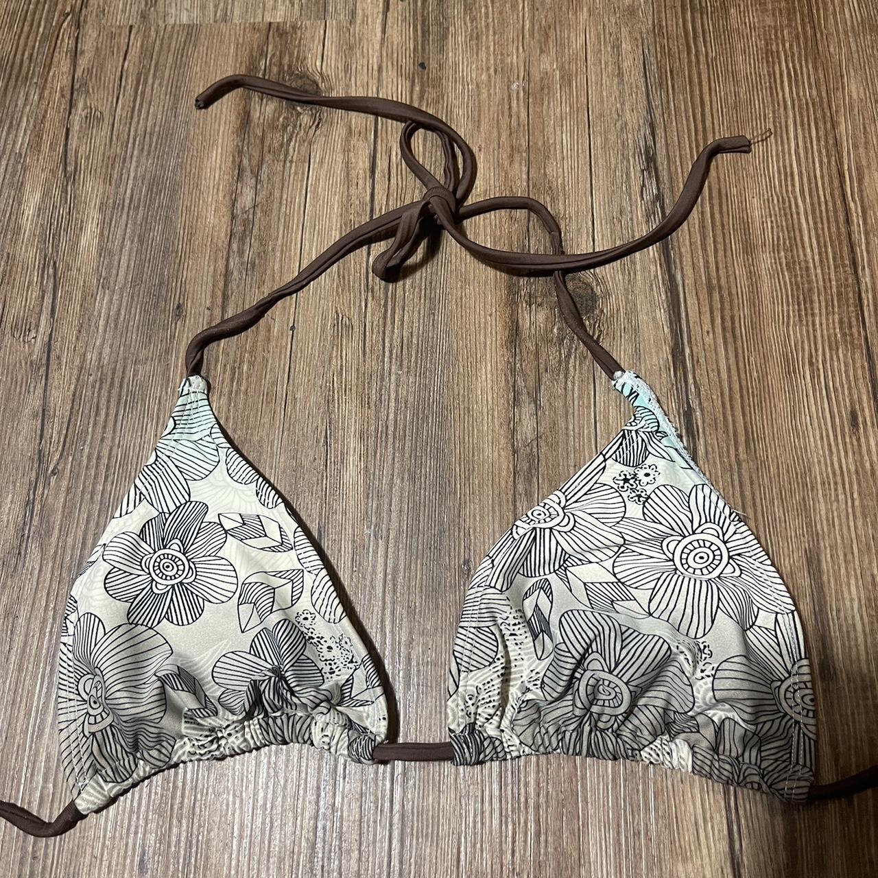 Body Glove Women's Khaki and Cream Bikiniandtankinitops Depop