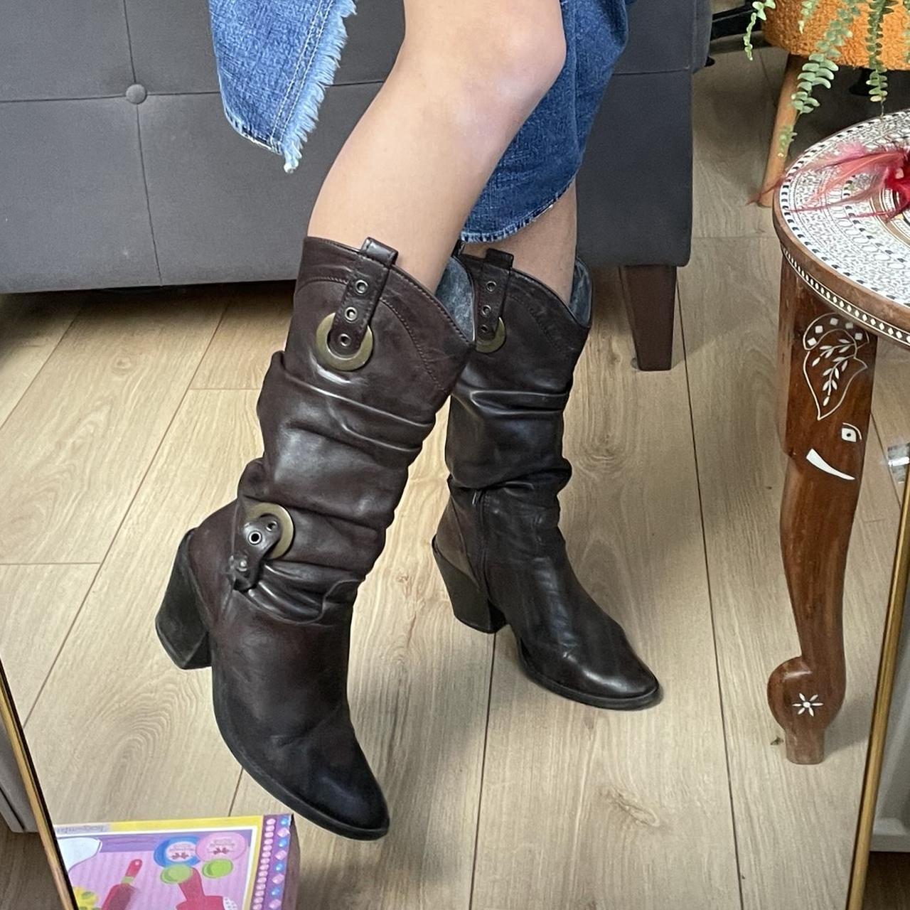 Women's Brown Boots | Depop