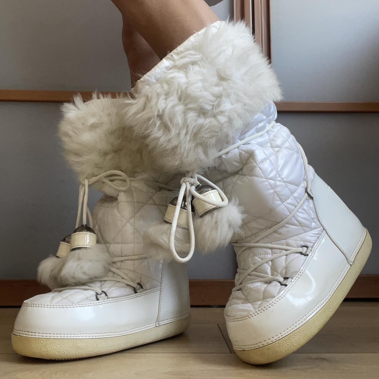 Y2K DIOR MOON BOOTS. Excellent condition only used - Depop