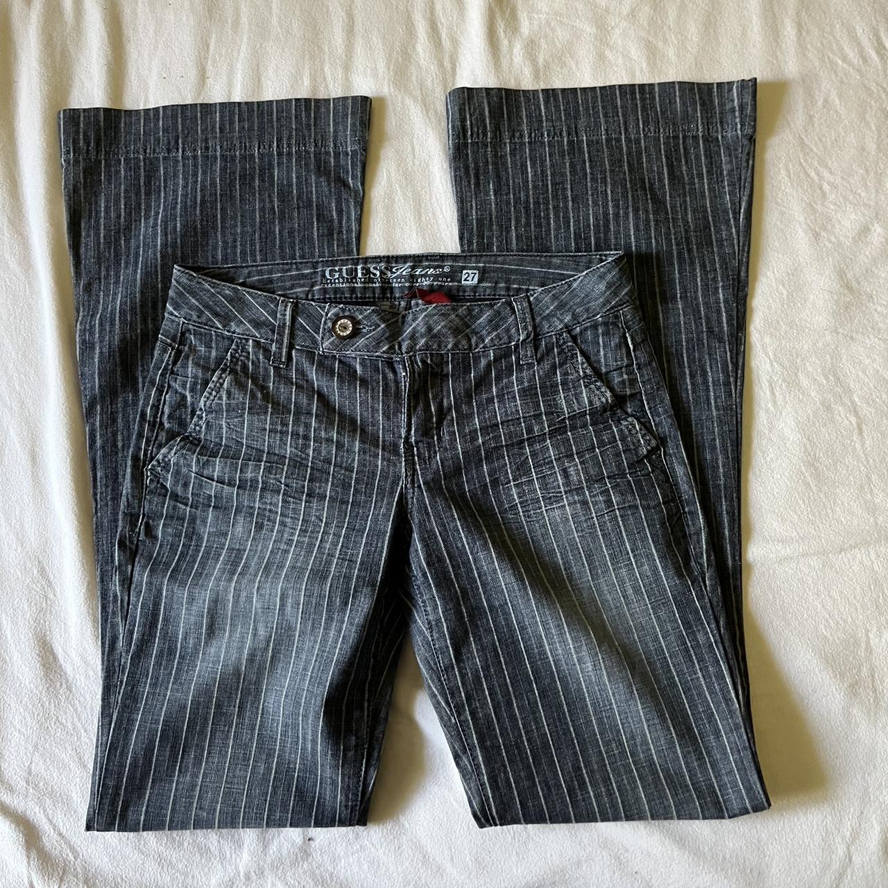Guess Women's Grey and White Jeans