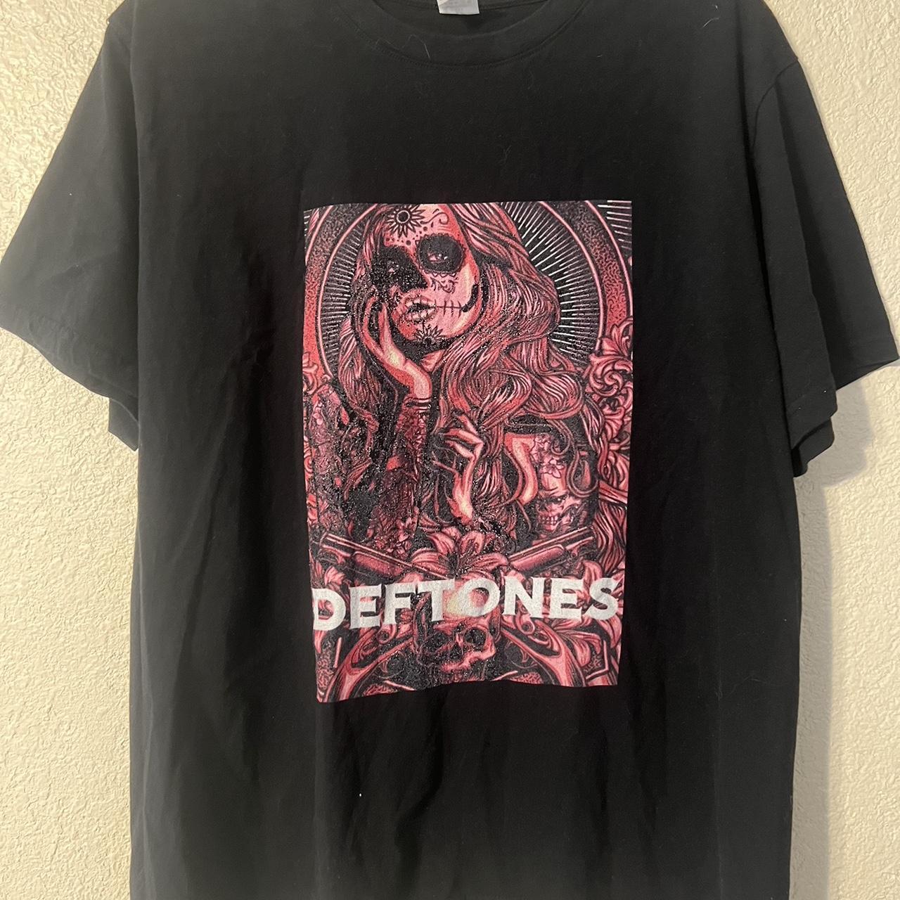 deftones t shirt Product Details: -100% - Depop