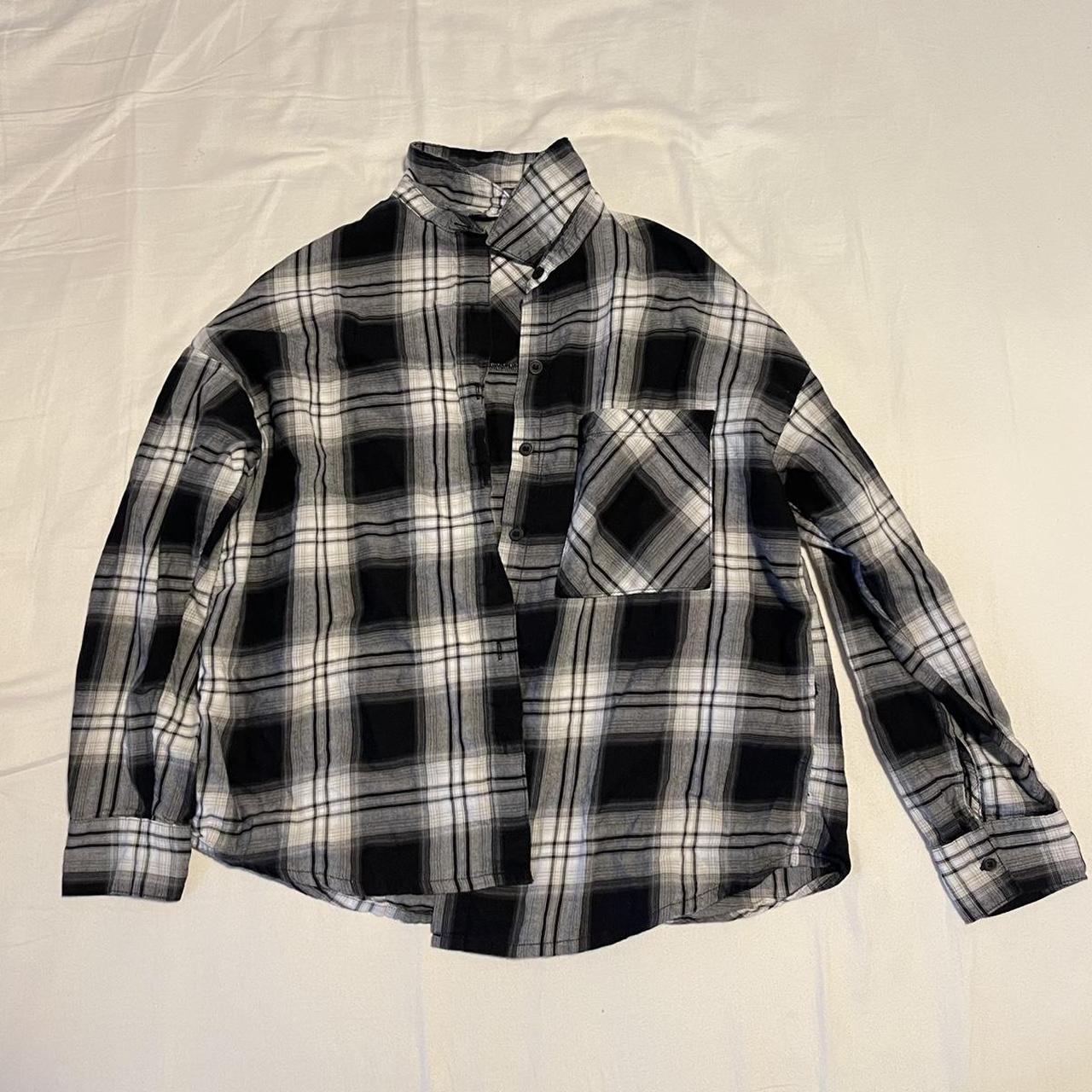 Black and white flannel from H M Size extra small. Depop