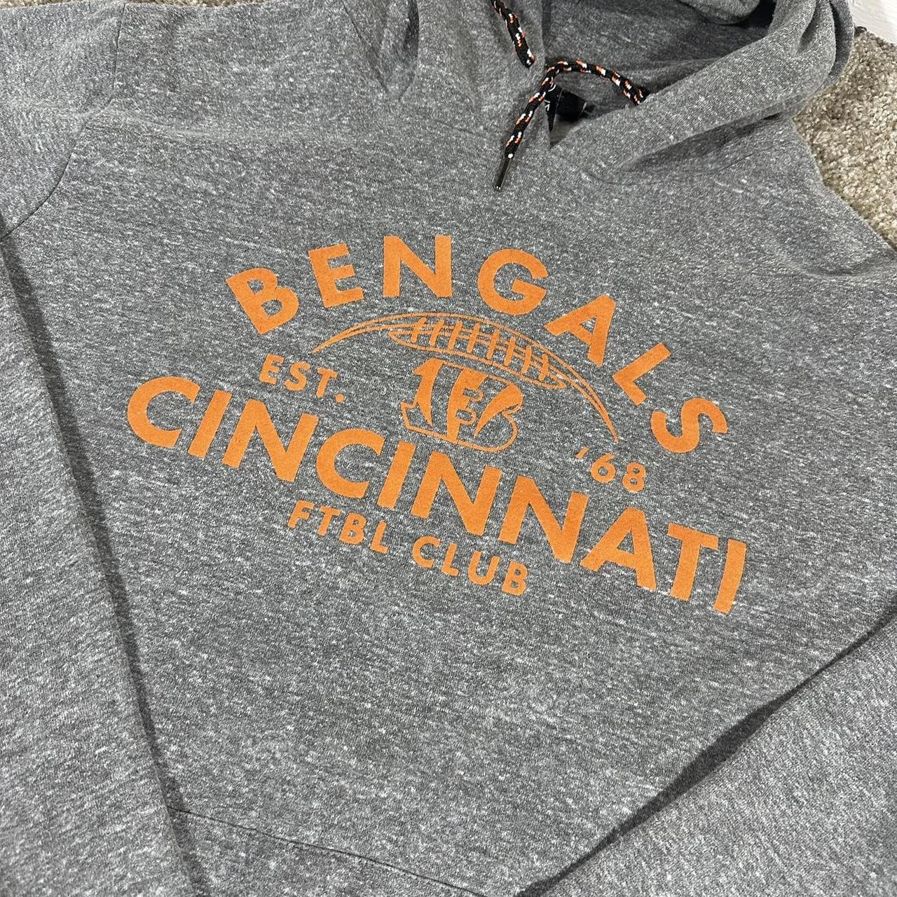 Cincinnati Bengals NFL Team hoodie Size: XL *** V - Depop