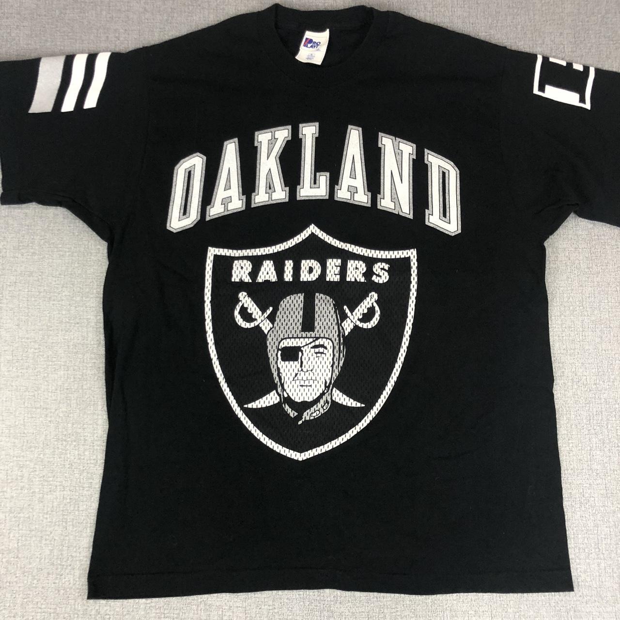 Vintage 90s Oakland Raiders graphic tshirt Mens - Depop