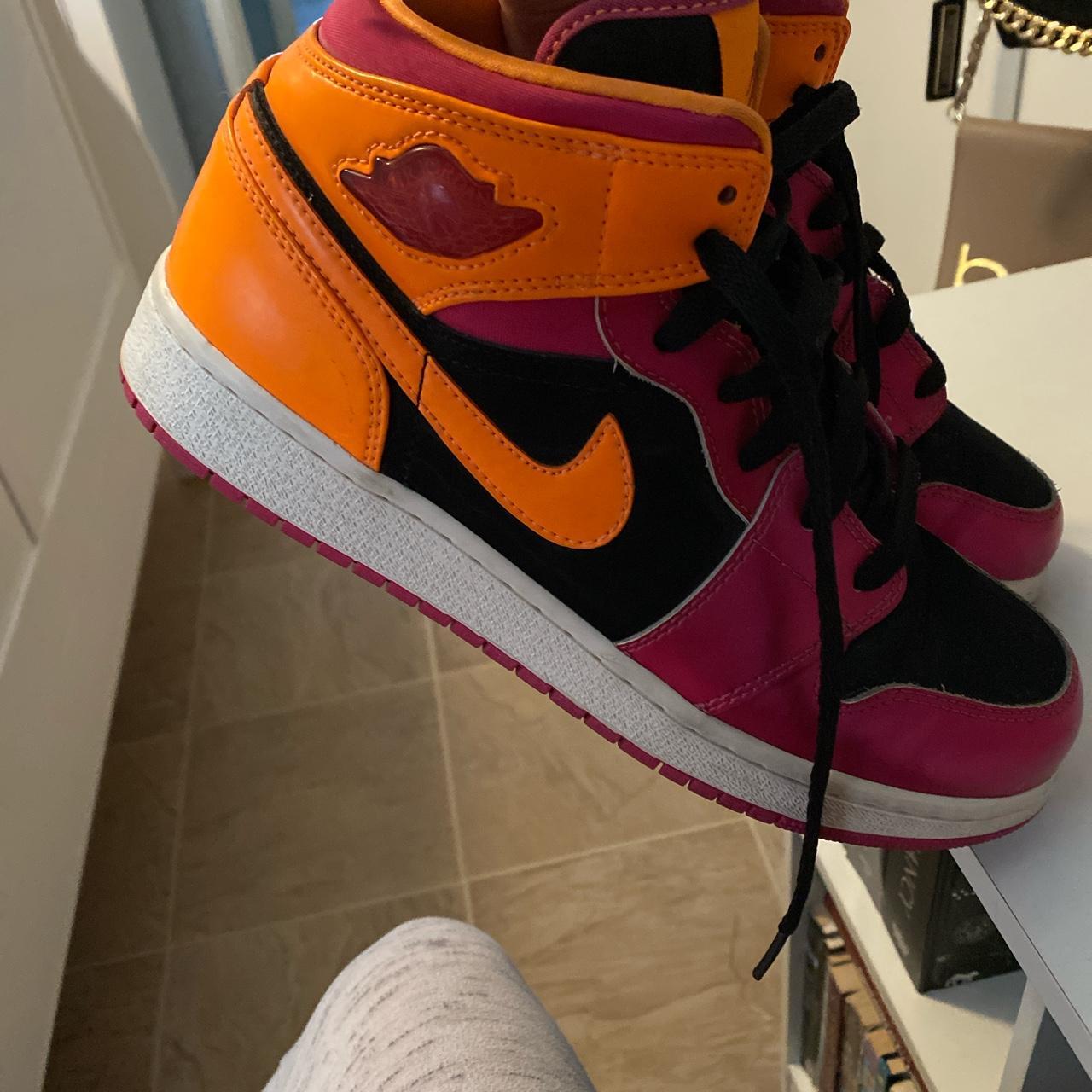 nike orange rose