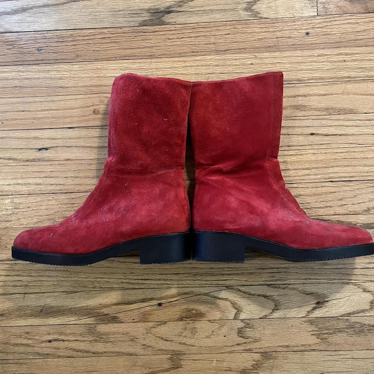 Hush puppies hot sale red boots