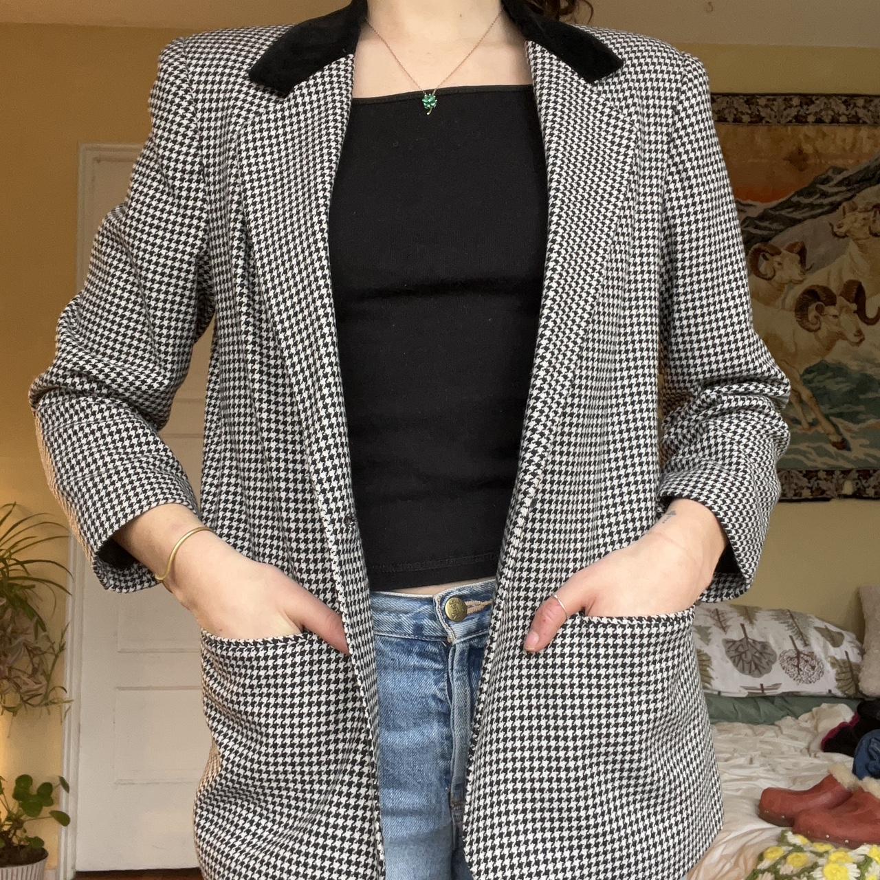 Sag Harbor Women S Black And White Jacket Depop