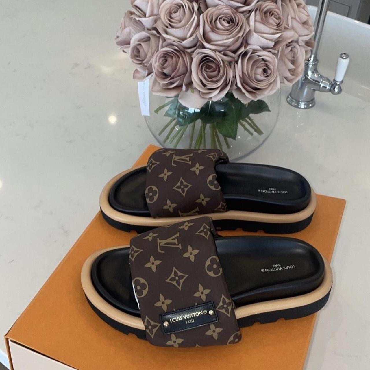 LOUIS VUITTON - Pool Pillow Comfort Mule Slides - Depop