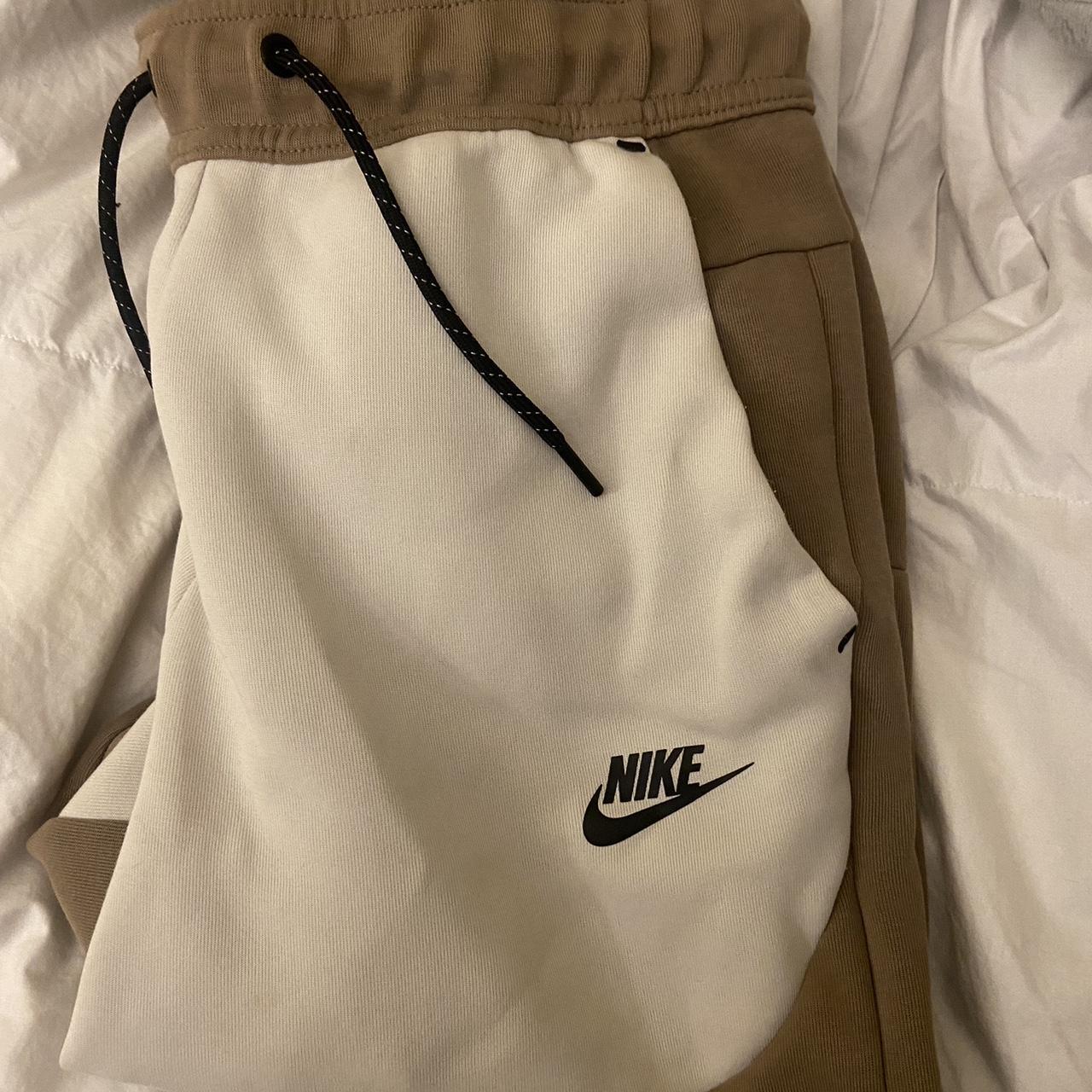 Nike Men's Brown and Cream Joggerstracksuits Depop