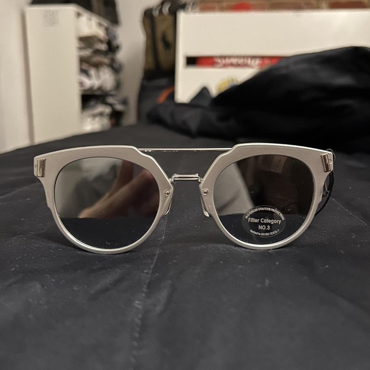 RED HERRING SILVER MIRRORED SUNGLASSES 10 10. Depop