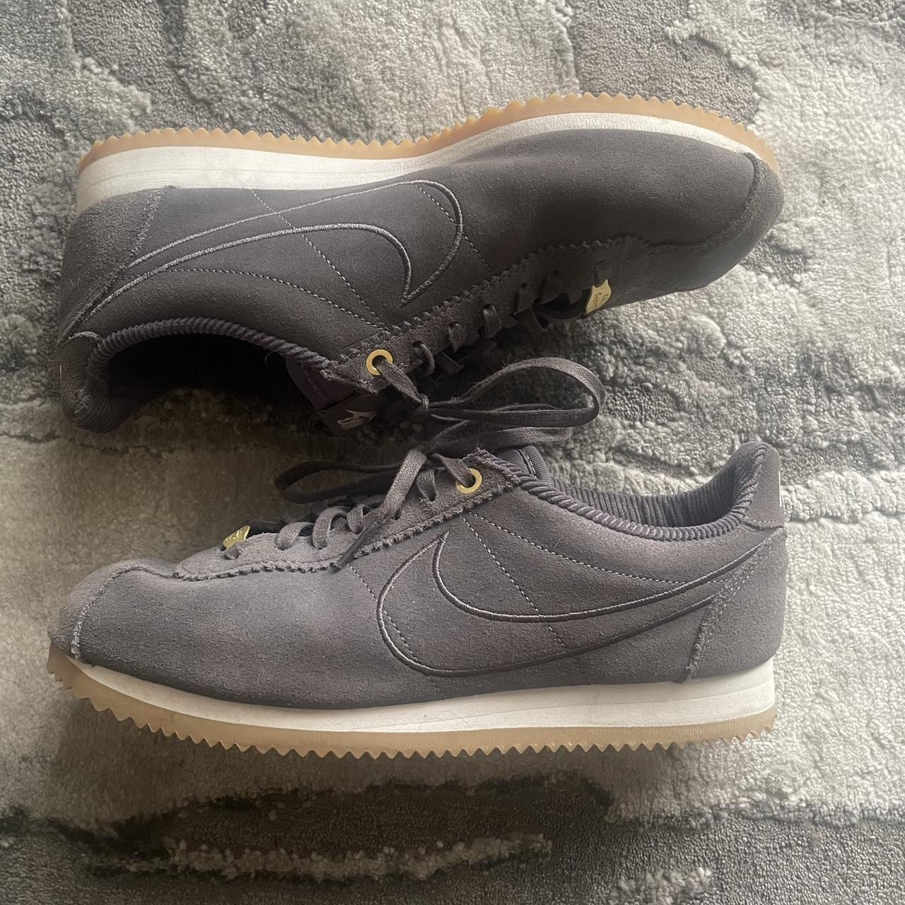 nike cortez worn
