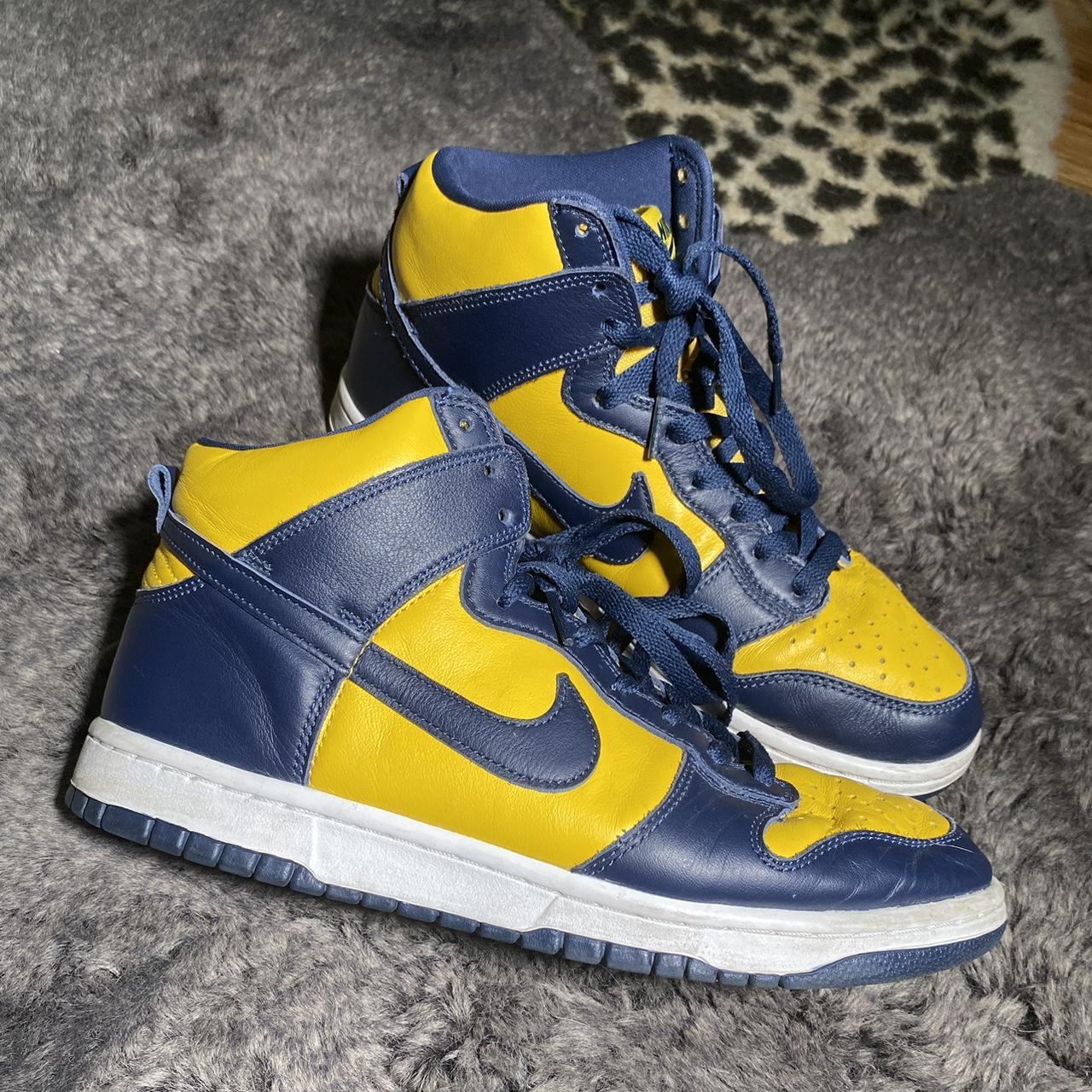 NIKE DUNK HI SP MICHIGAN - 靴