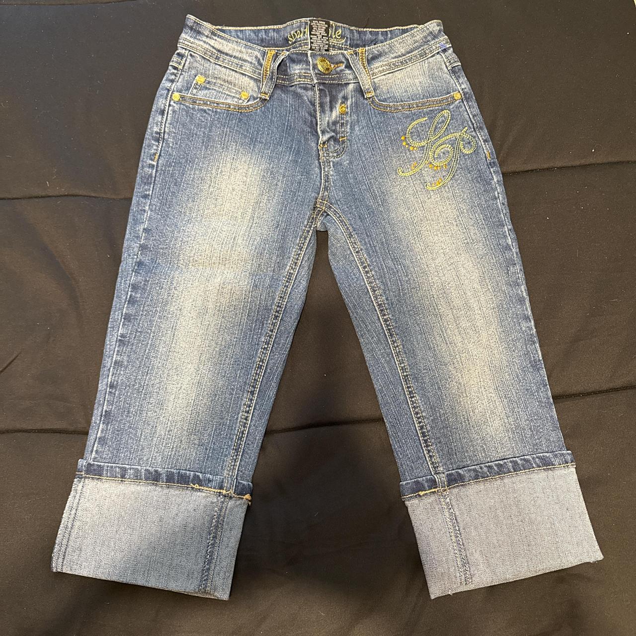 item listed by eeloys
