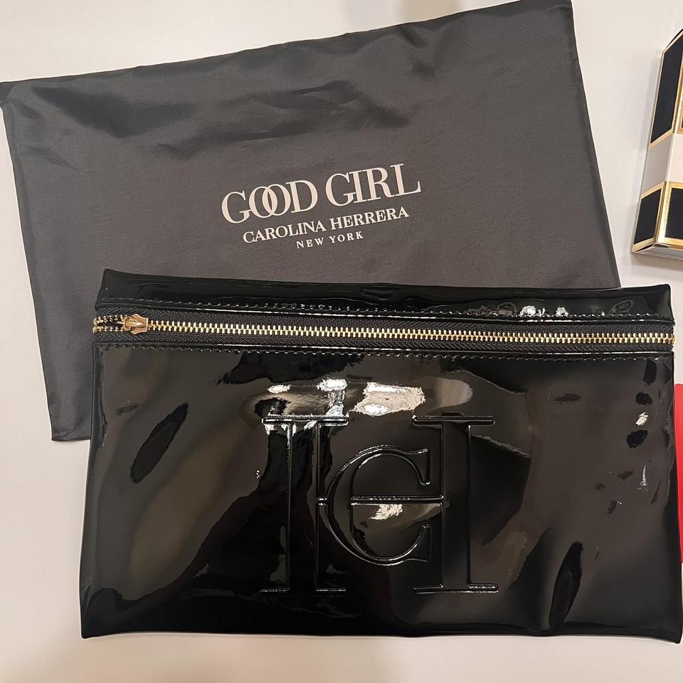 Good girl clearance carolina herrera bag