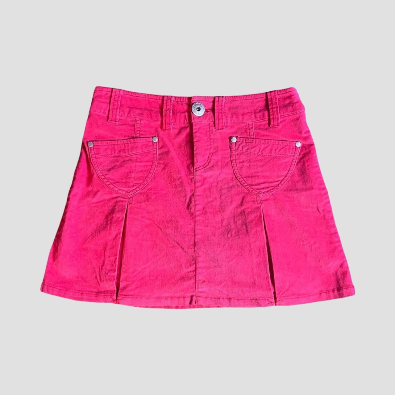 Pink 2000s skirt hotsell