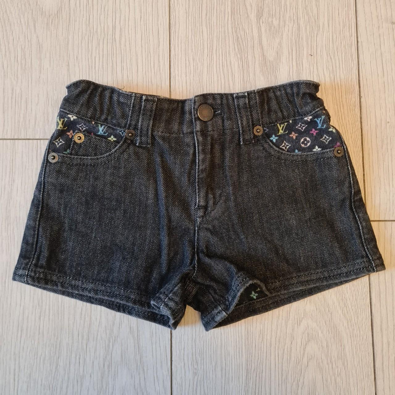 限定品◆関税無【LOUIS VUITTON】マイクロダミエ Clip Shorts LOUIS VUITTON TAKASHI MURAKAMI MULTICOLOUR MONOGRAM | Depop