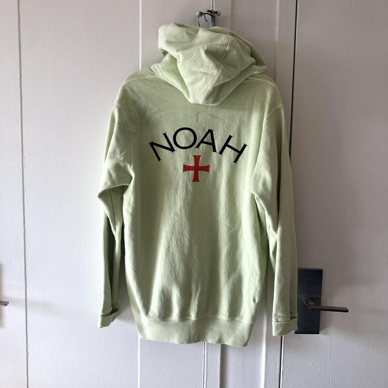 Noah Core Logo Hoodie size M 8.5/10 no flaws just | Depop