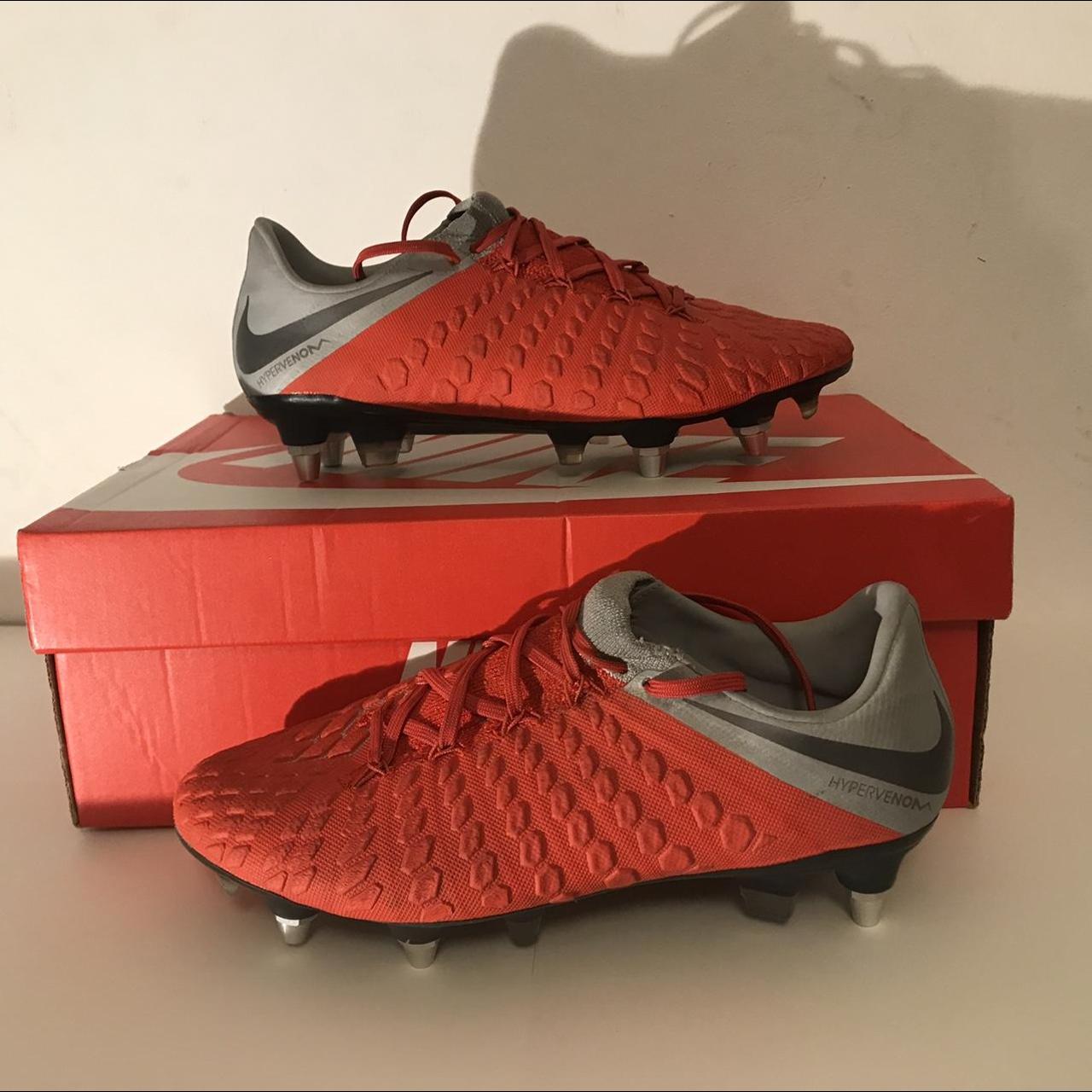 red hypervenom
