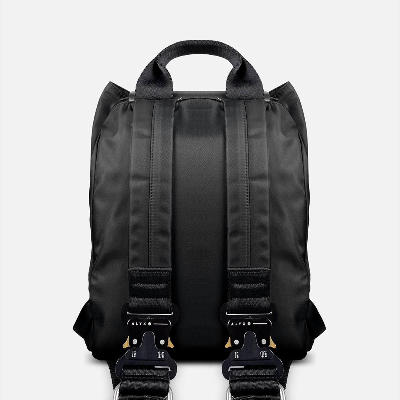 MMW ALYX NIKE BLACK BACKPACK Y2K ナップサック MMW ALYX NIKE BLACK BACKPACK Y2K ナップサック - メルカリ