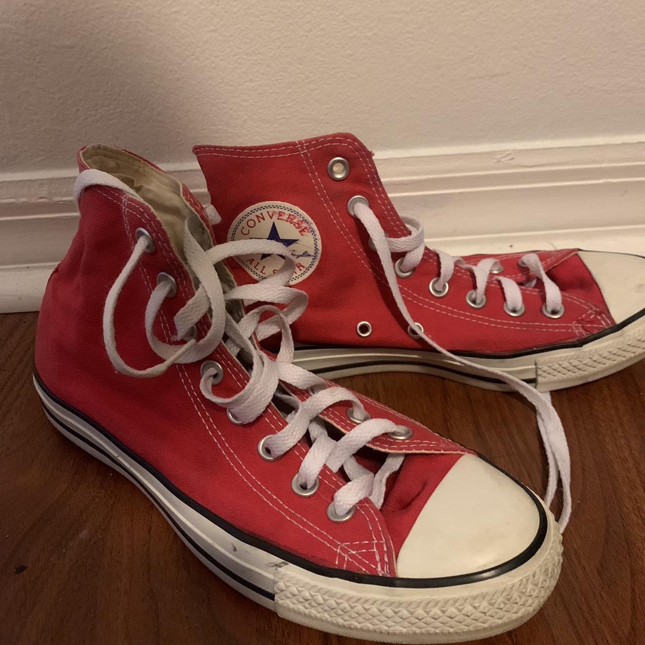 Red converse womens size 9 in like new... - Depop