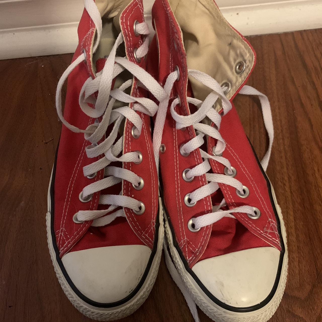 Red converse womens size 9 in like new... - Depop