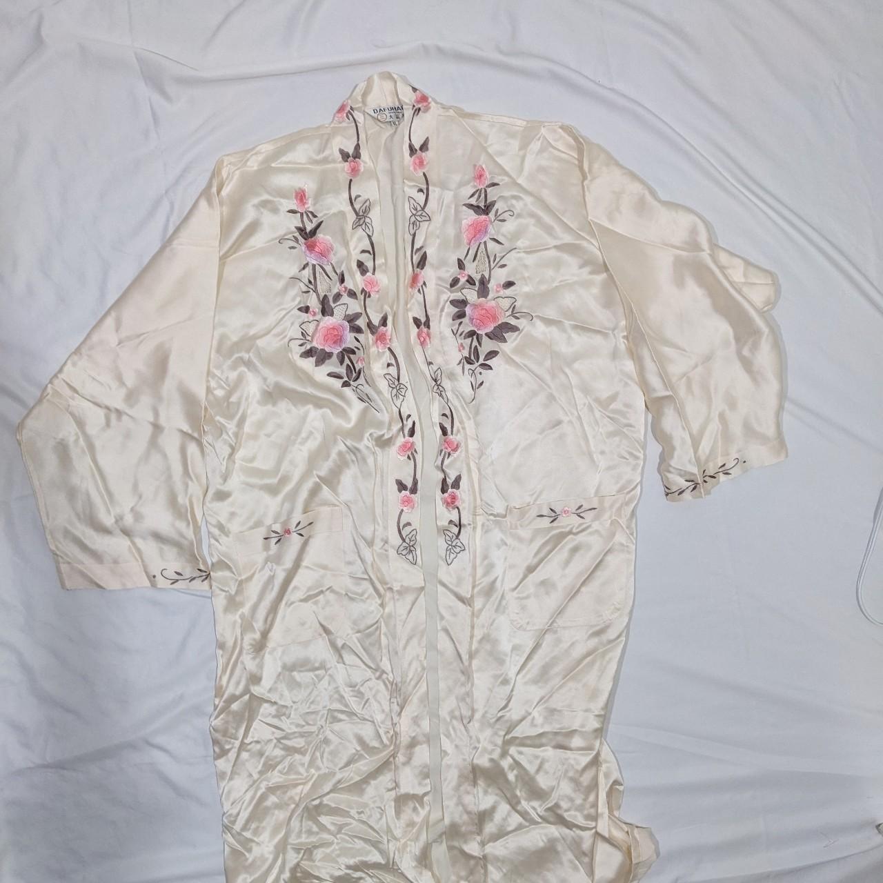 Women's Cream Robe (4)