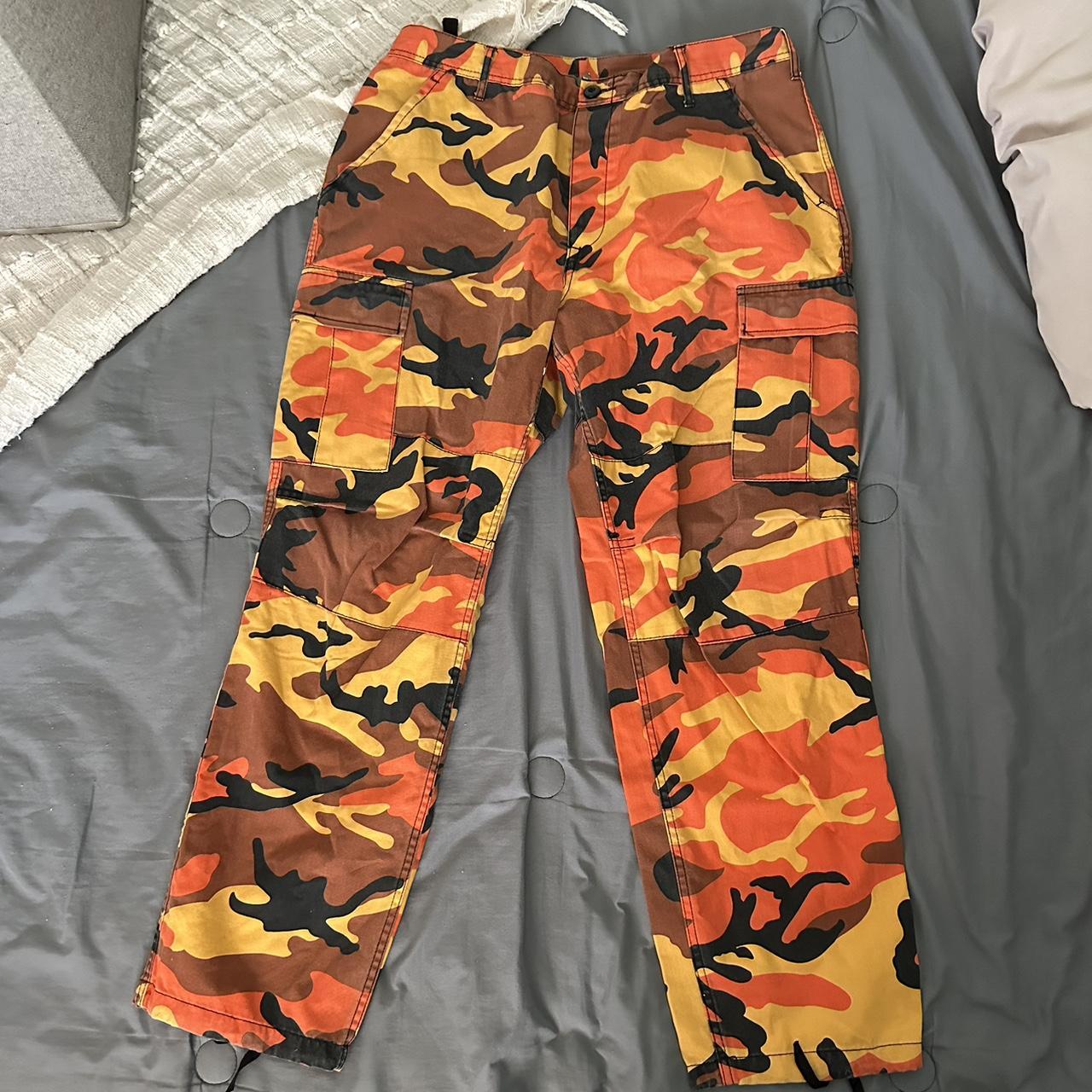 Camo Print pants - Depop