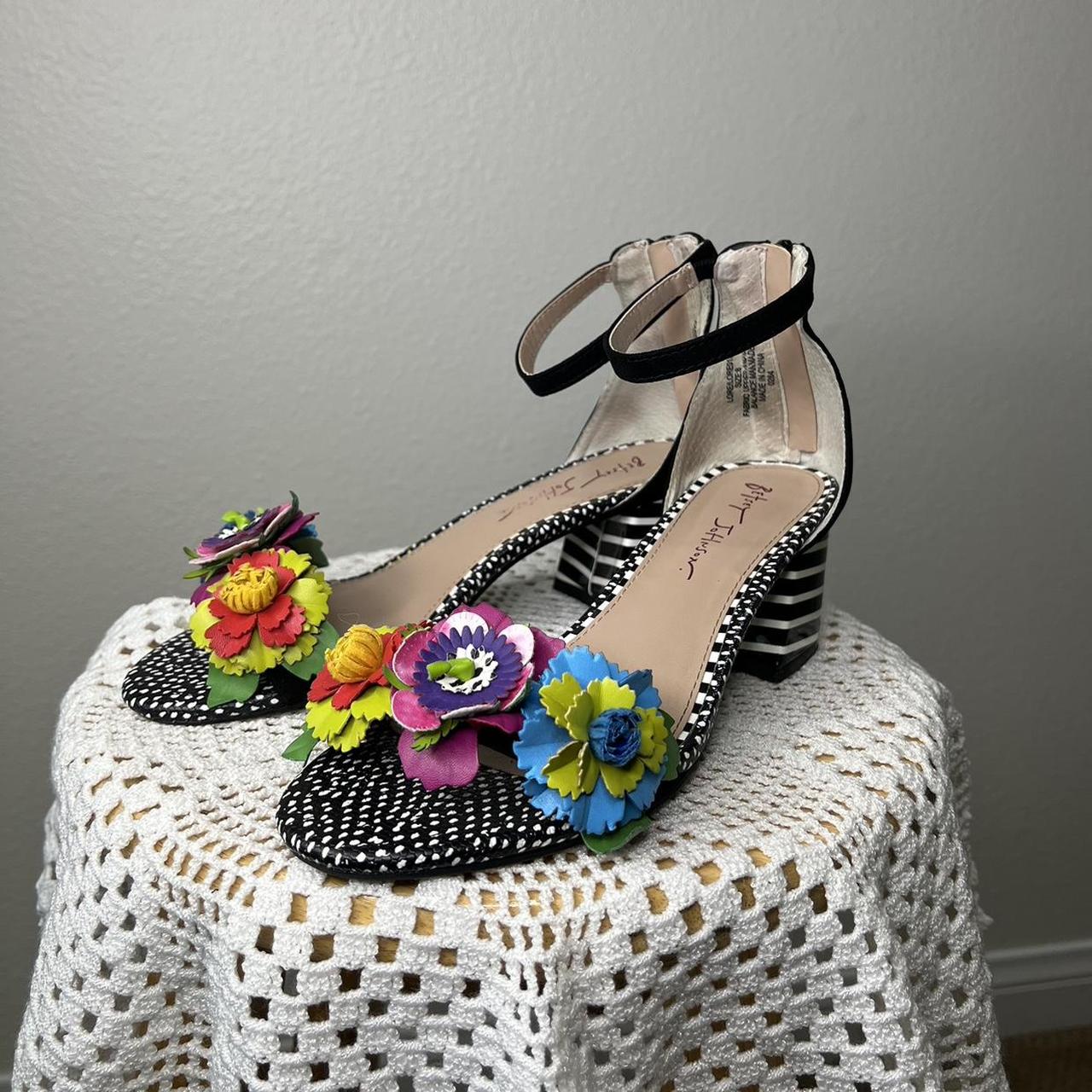 Betsey johnson floral outlet heels