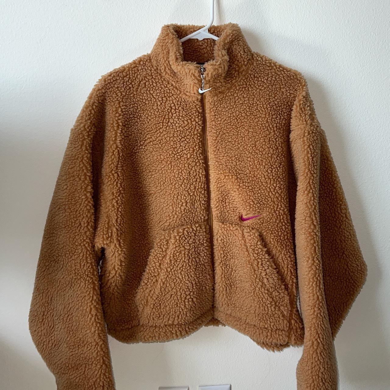 nike crop sherpa
