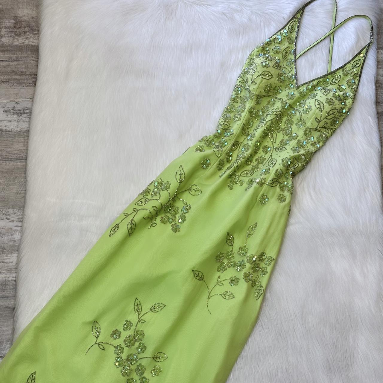 item listed by thelookhaus