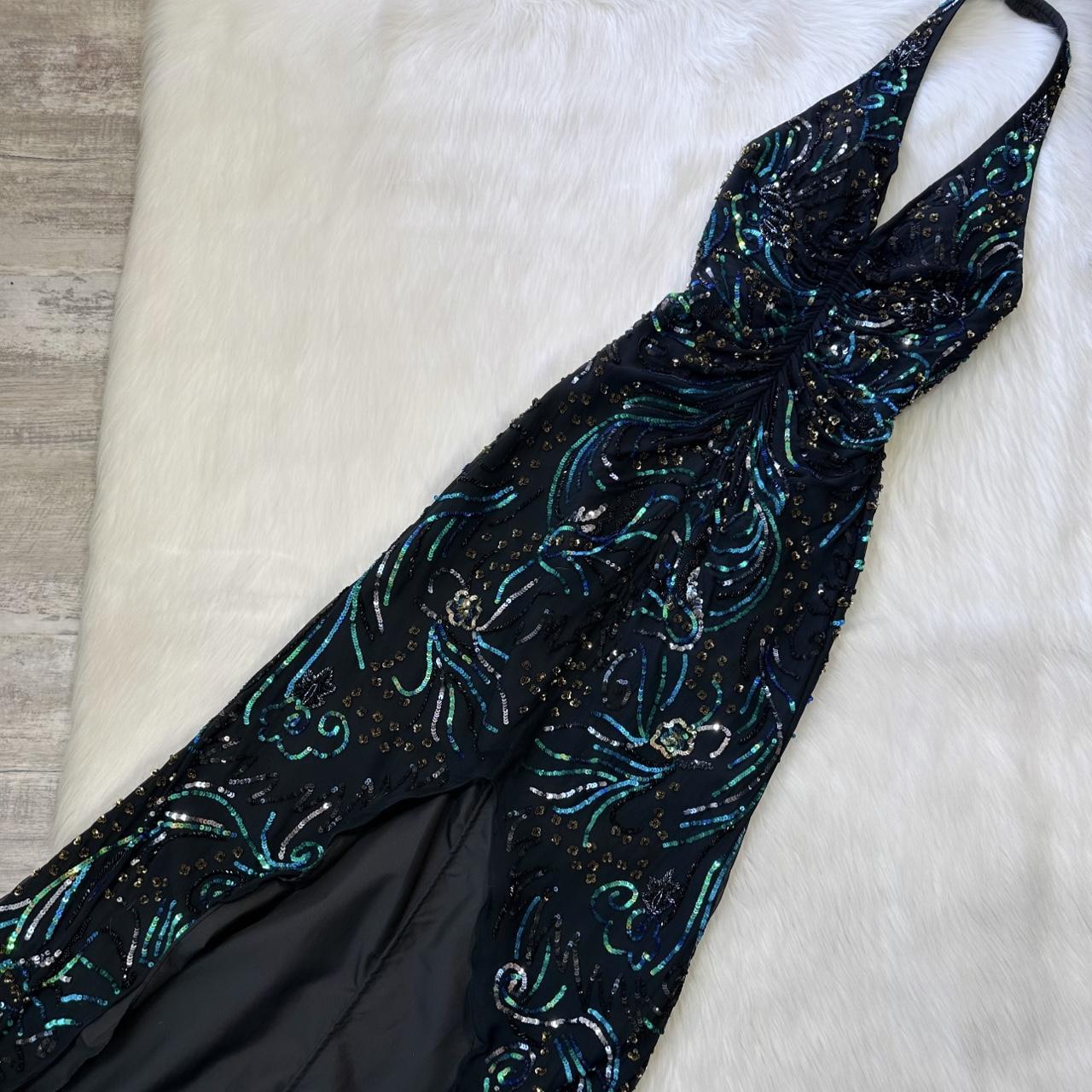 item listed by thelookhaus