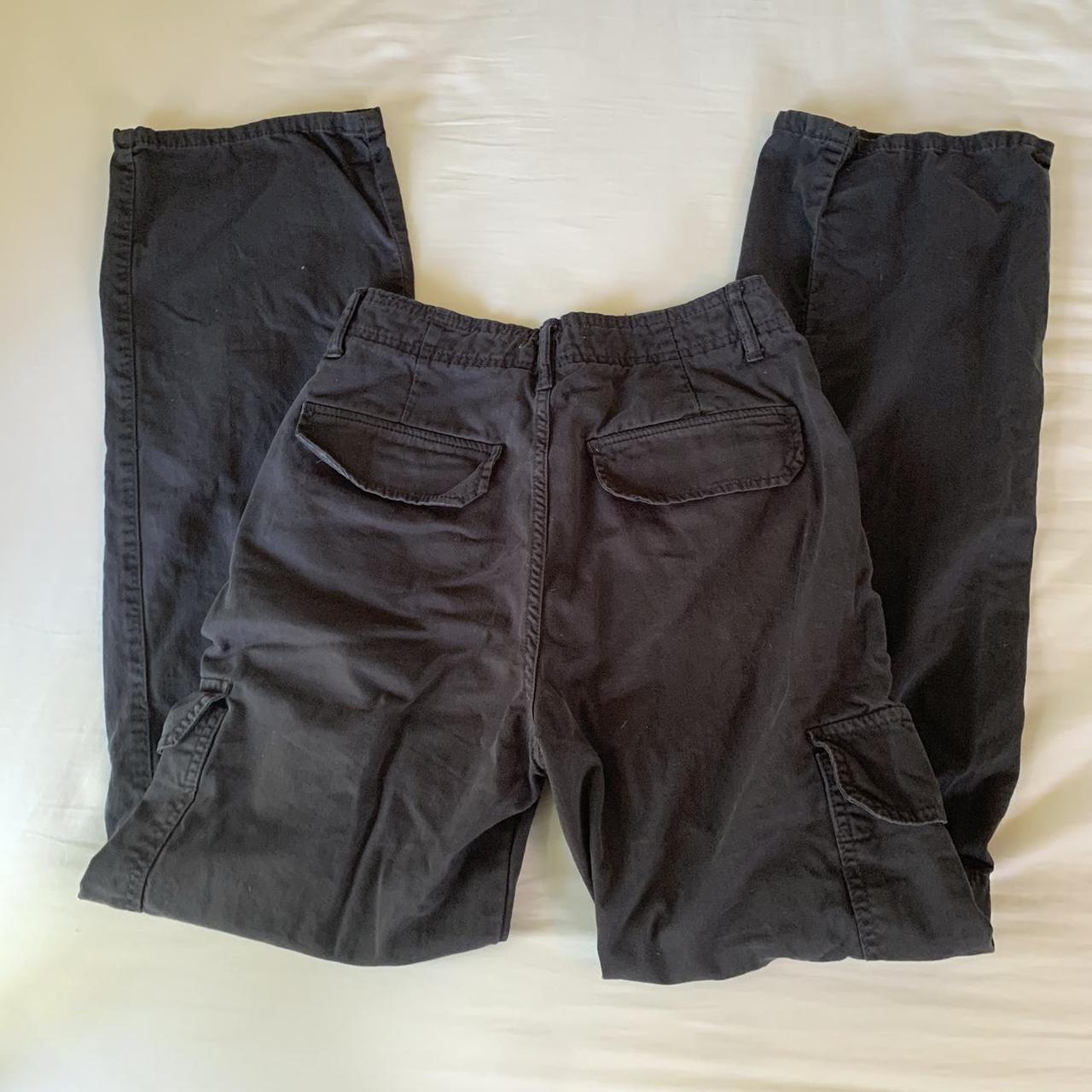 navy blue cargo pants from Zara - Depop