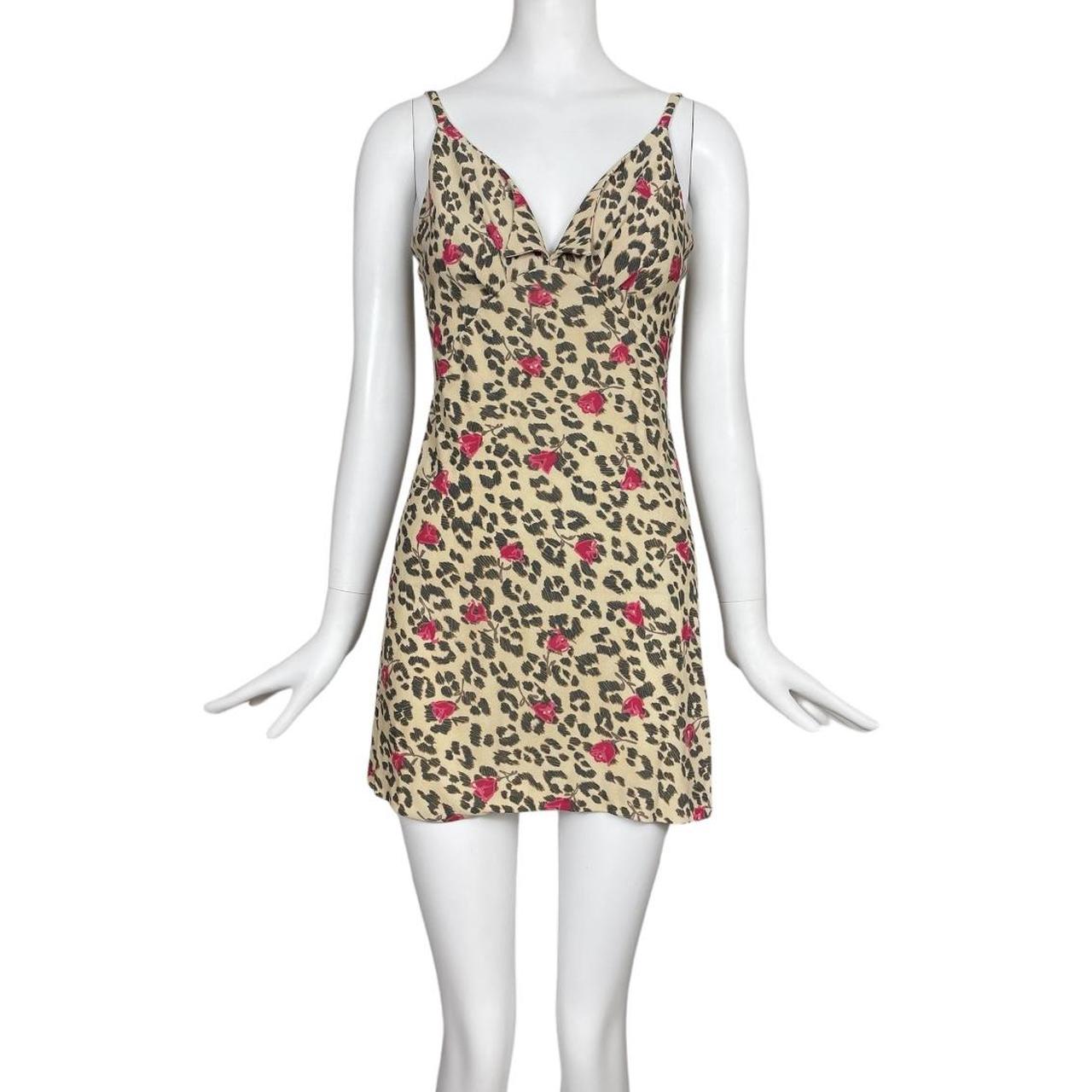 ブルマリンANNA MOLINARI スカート The cutest SS 1996 Anna Molinari 100% silk slip mini | Depop